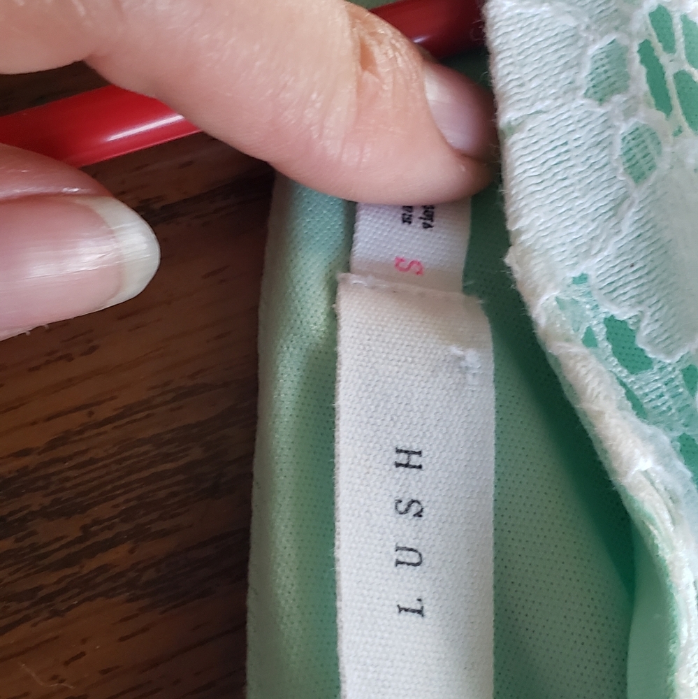 Dress - Picture 2 of 3